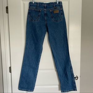 Mens Wrangler Cowboy Cut Slim Fit Jean in Stonewashed 33 x 34